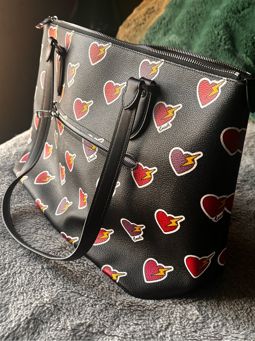 Coach Black Leather Gallery Tote with Red & Purple Heart Bolt Print - Picture 3 of 8
